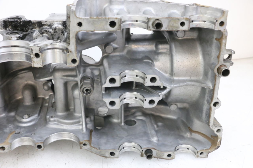 photo de CARTER INFERIOR DO MOTOR SUZUKI GSX E 250 (1982 - 1983) - Imagem adicional