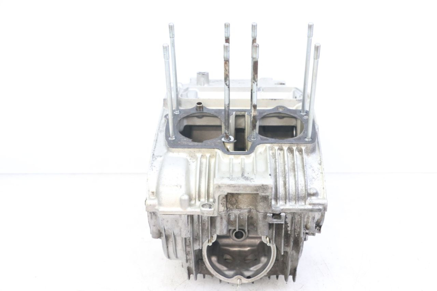 photo de CARTER INFERIOR DO MOTOR SUZUKI GSX E 250 (1982 - 1983) - Vista geral
