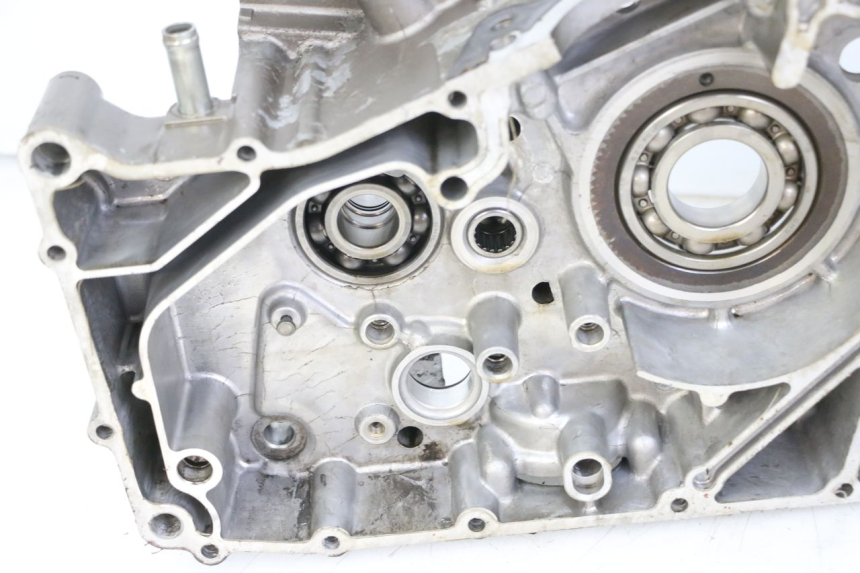 photo de CARTER INFERIOR DO MOTOR HYOSUNG GTR 125 (2006 - 2008) - Vista do produto