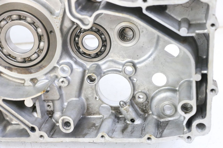 photo de CARTER INFERIOR DO MOTOR HYOSUNG GTR 125 (2006 - 2008) - Ampliação dos componentes