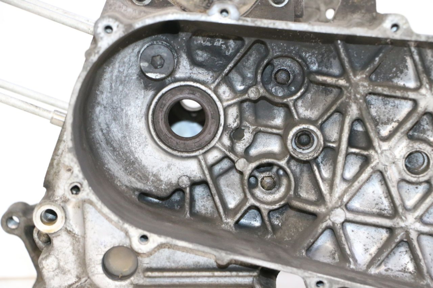 photo de CARTER INFERIOR DO MOTOR DAELIM HISTORY 125 (2001 - 2002) - Vista do produto