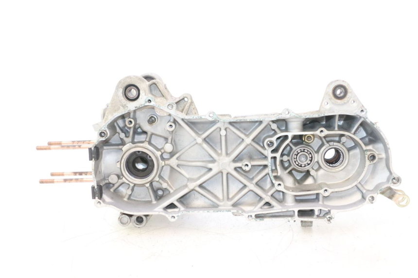 photo de CARTER INFERIOR DO MOTOR KEEWAY HURRICANE 50 (2006 - 2019) - Vista principal