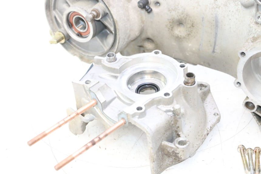photo de CARTER INFERIOR DO MOTOR KEEWAY HURRICANE 50 (2006 - 2019) - Detalhe da peça