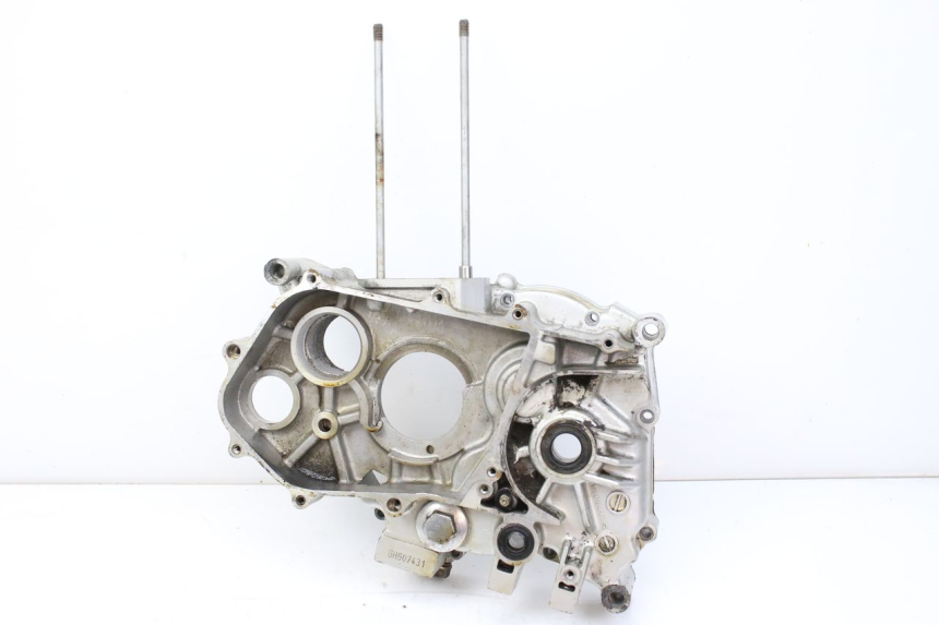 photo de CARTER INFERIOR DO MOTOR SYM HUSKY 125 (1999 - 2005) - Vista principal
