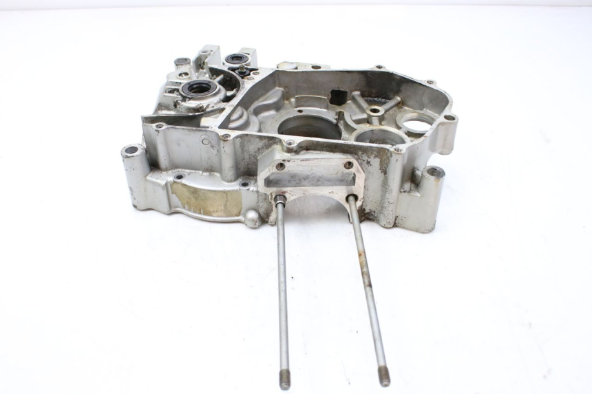 photo de CARTER INFERIOR DO MOTOR SYM HUSKY 125 (1999 - 2005) - Estado da superfície