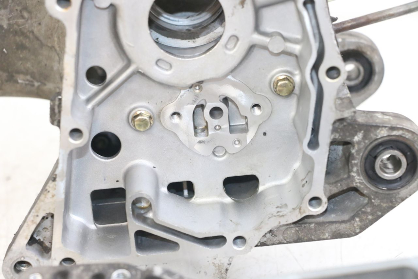 photo de CARTER INFERIOR DO MOTOR SYM JET 14 4T 50 (2018 - 2022) - Inspeção visual