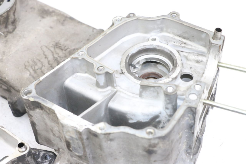 photo de CARTER INFERIOR DO MOTOR SYM JET 14 4T 50 (2018 - 2022) - Ângulo alternativo