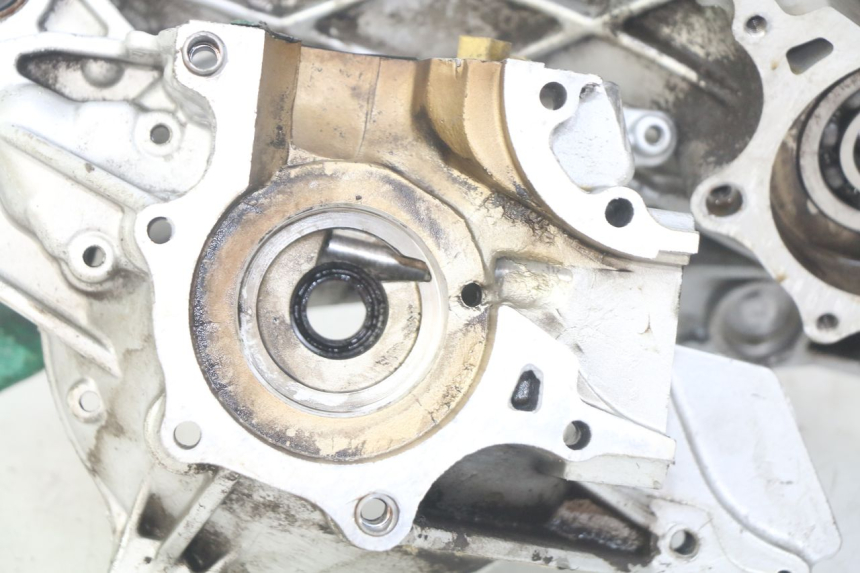 photo de CARTER INFERIOR DO MOTOR SYM JET EURO X 2T 50 (2003 - 2007) - Vista do produto