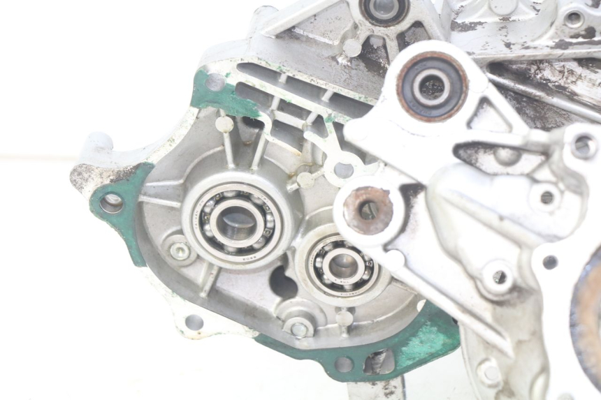 photo de CARTER INFERIOR DO MOTOR SYM JET EURO X 2T 50 (2003 - 2007) - Detalhes característicos