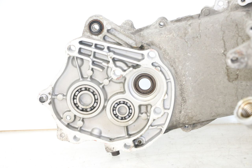 photo de CARTER INFERIOR DO MOTOR JM MOTORS MIA 50 (2017 - 2020) - Vista de perto