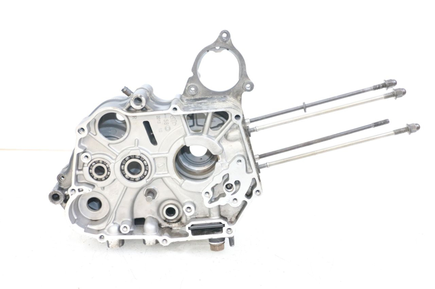 photo de CARTER INFERIOR DO MOTOR KYMCO K-PW K-PIPE 50 (2012 - 2017) - Pontos de fixação