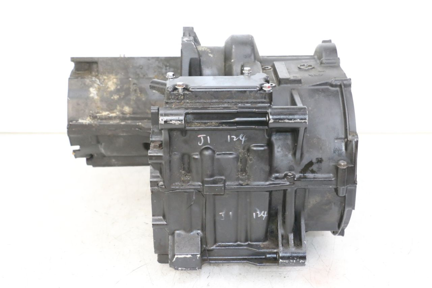 photo de CARTER INFERIOR DO MOTOR KAWASAKI GTR 1000 (1994 - 2004) - Detalhe da peça