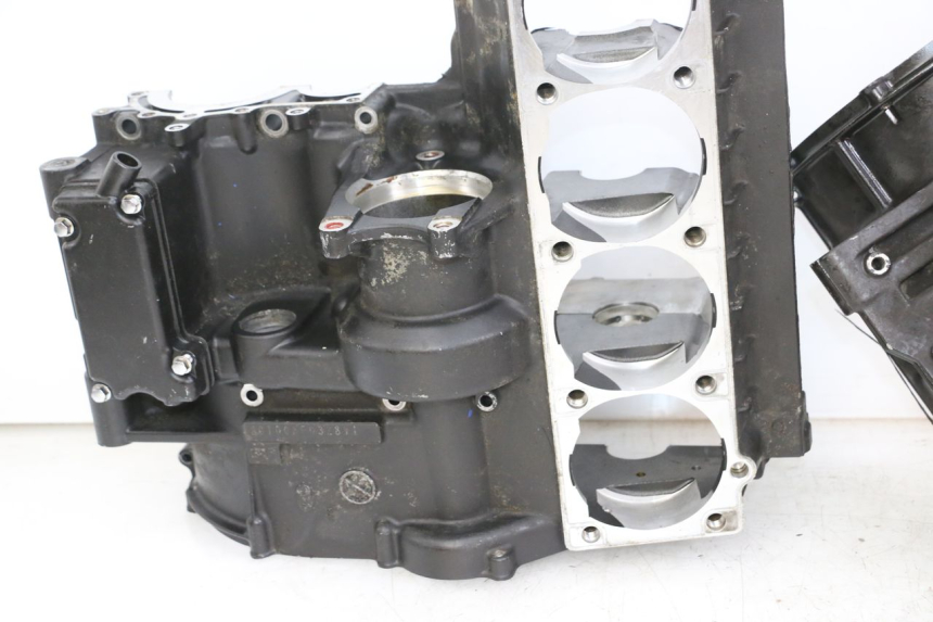 photo de CARTER INFERIOR DO MOTOR KAWASAKI GTR 1000 (1994 - 2004) - Marcações e referências