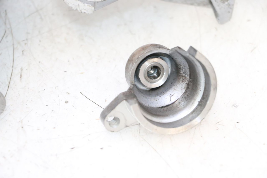 photo de CARCAÇA INFERIOR DO MOTOR PEUGEOT KISBEE 2T 50 (2018 - 2022) - Detalhe da peça
