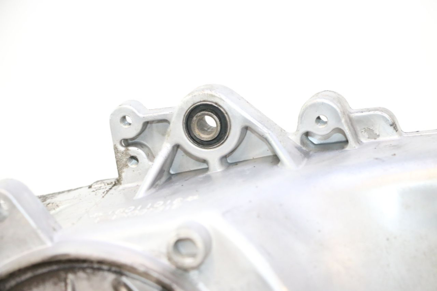 photo de CARCAÇA INFERIOR DO MOTOR PEUGEOT KISBEE 2T 50 (2018 - 2022) - Marcações e referências