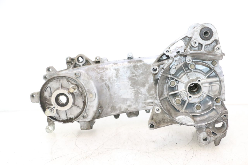 photo de CARTER INFERIOR DO MOTOR PEUGEOT KISBEE 2T 50 (2010 - 2017) - Imagem adicional