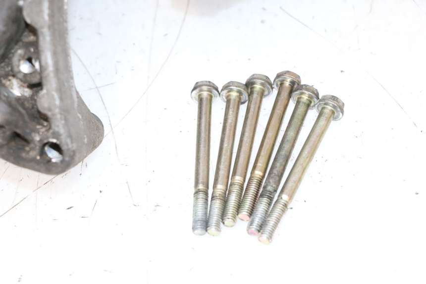 photo de CARTER INFERIOR DO MOTOR PEUGEOT KISBEE 2T 50 (2010 - 2017) - Inspeção visual