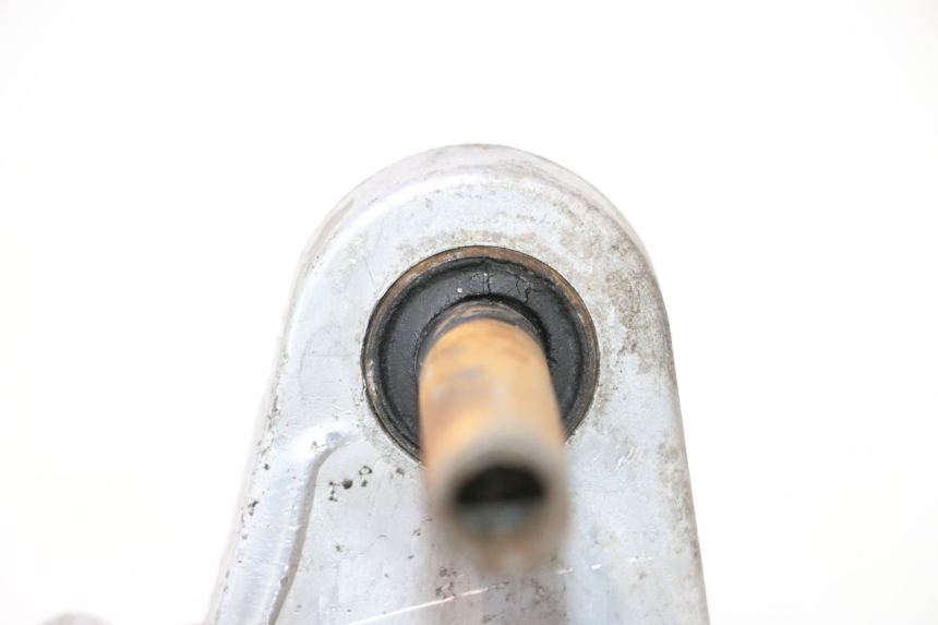 photo de CARTER INFERIOR DO MOTOR PEUGEOT KISBEE 2T 50 (2010 - 2017) - Ângulo alternativo