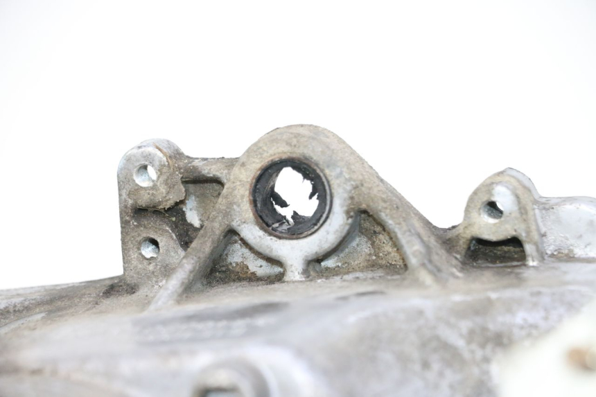 photo de CARTER INFERIOR DO MOTOR PEUGEOT KISBEE 2T 50 (2010 - 2017) - Zoom do estado de desgaste