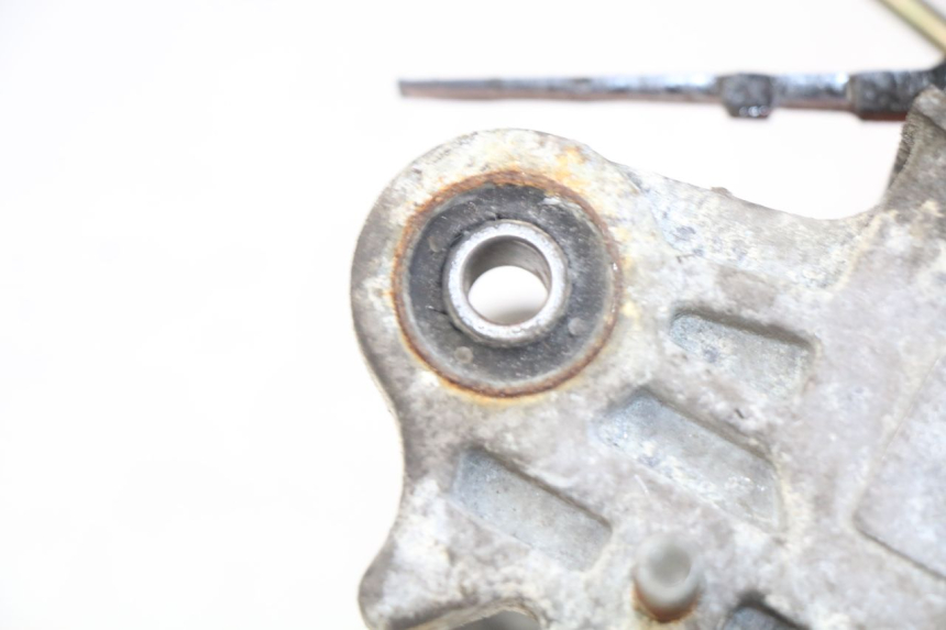 photo de CARCAÇA INFERIOR DO MOTOR PEUGEOT KISBEE 4T 50 (2018 - 2022) - Zoom do estado de desgaste