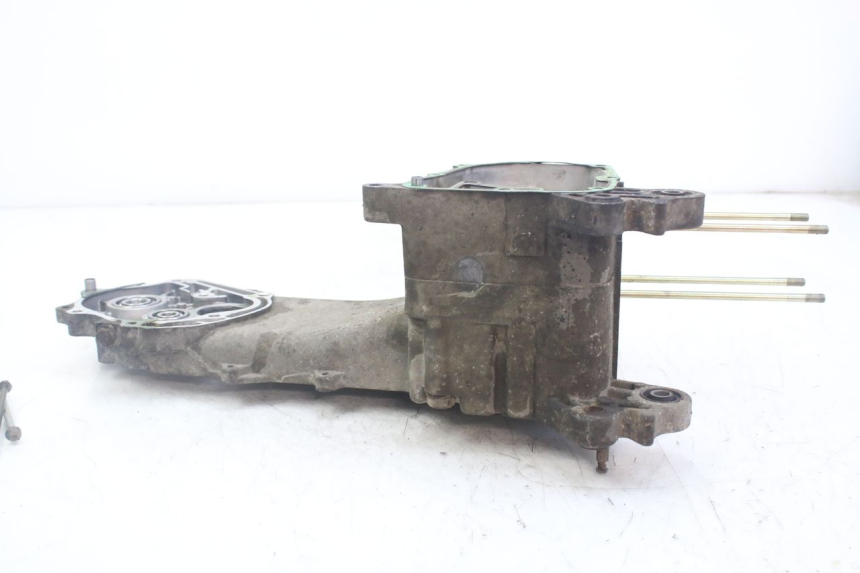 photo de CARTER INFERIOR DO MOTOR PEUGEOT KISBEE 4T 50 (2010 - 2017) - Ampliação técnica