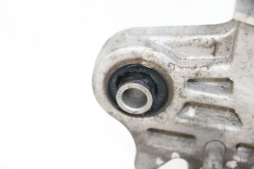 photo de CARCAÇA INFERIOR DO MOTOR PEUGEOT KISBEE 4T 50 (2018 - 2022) - Inspeção visual