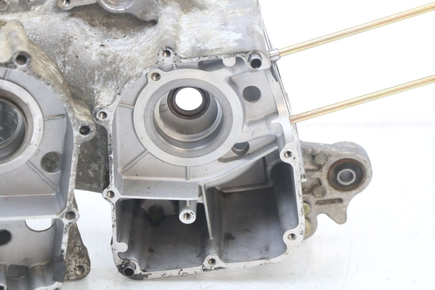 photo de CARTER INFERIOR DO MOTOR ORCAL KITE 4T 50 (2019 - 2023) - Outro ângulo de visão