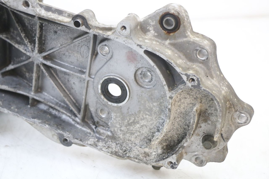 photo de CARTER INFERIOR DO MOTOR ORCAL KITE 4T 50 (2019 - 2023) - Estado da superfície