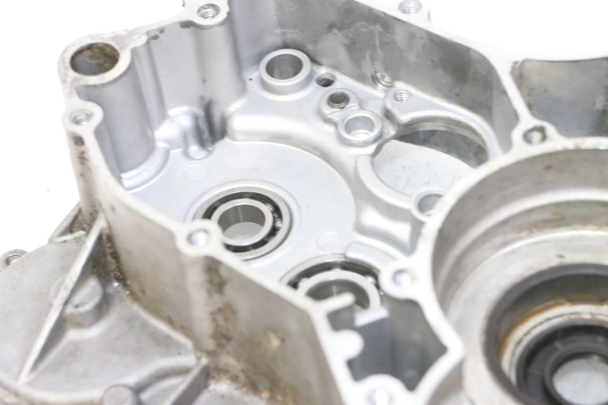 photo de CARTER INFERIOR DO MOTOR KAWASAKI KX 85 (2014 - 2021) - Ampliação dos componentes