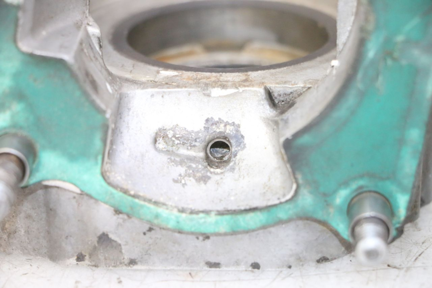 photo de CARTER INFERIOR DO MOTOR KAWASAKI KX 85 (2014 - 2021) - Estrutura - ampliação