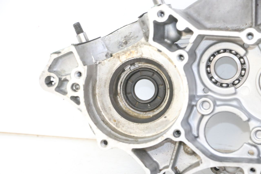 photo de CARTER INFERIOR DO MOTOR KAWASAKI KX 85 (2014 - 2021) - Ângulo alternativo