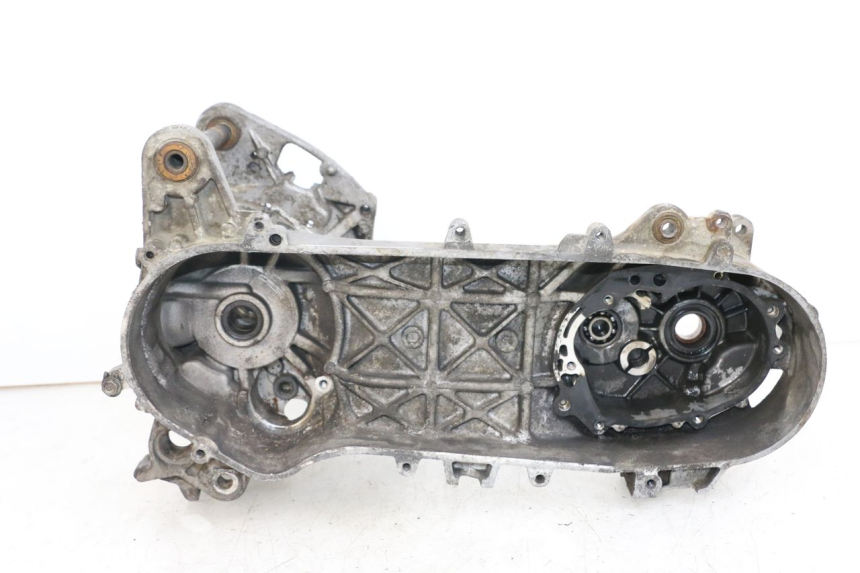 photo de CARCAÇA INFERIOR DO MOTOR PEUGEOT LUDIX 50 (2008 - 2017) - Vista principal