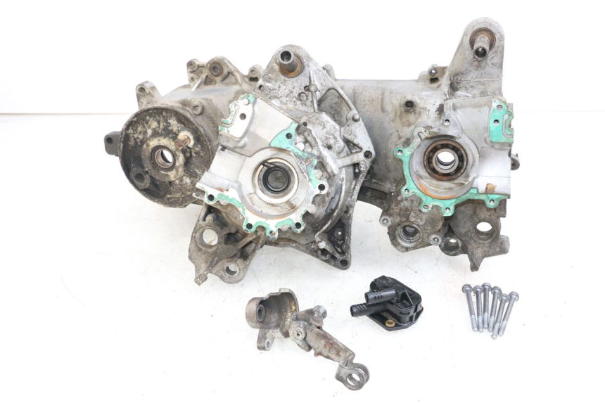 photo de CARCAÇA INFERIOR DO MOTOR PEUGEOT LUDIX 50 (2008 - 2017) - Detalhe da peça