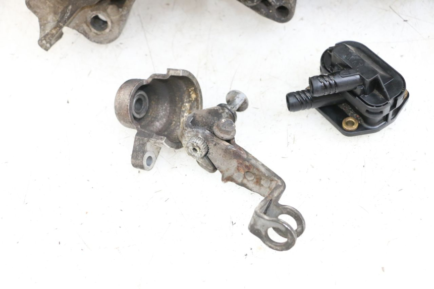 photo de CARCAÇA INFERIOR DO MOTOR PEUGEOT LUDIX 50 (2008 - 2017) - Detalhes característicos