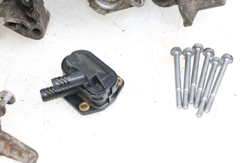 photo de CARCAÇA INFERIOR DO MOTOR PEUGEOT LUDIX 50 (2008 - 2017) - Ampliação dos componentes