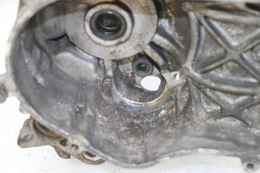 photo de CARCAÇA INFERIOR DO MOTOR PEUGEOT LUDIX 50 (2008 - 2017) - Estado da superfície