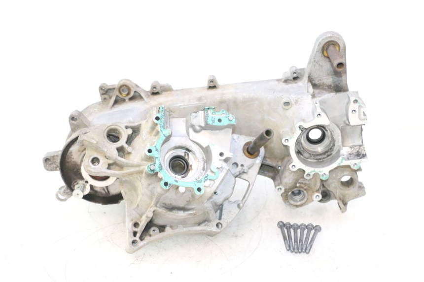 photo de CARTER INFERIOR DO MOTOR PEUGEOT LUDIX 50 (2005 - 2007) - Detalhe da peça