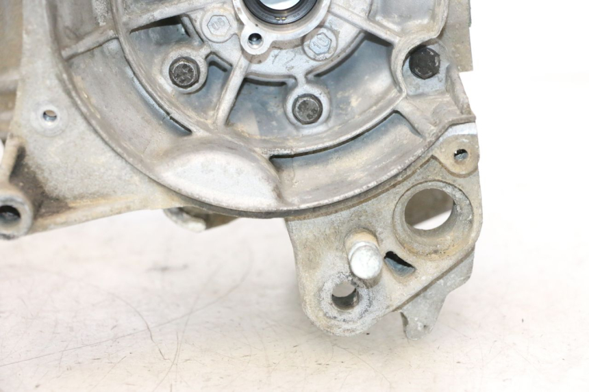 photo de CARTER INFERIOR DO MOTOR PEUGEOT LUDIX 50 (2005 - 2007) - Estrutura - ampliação