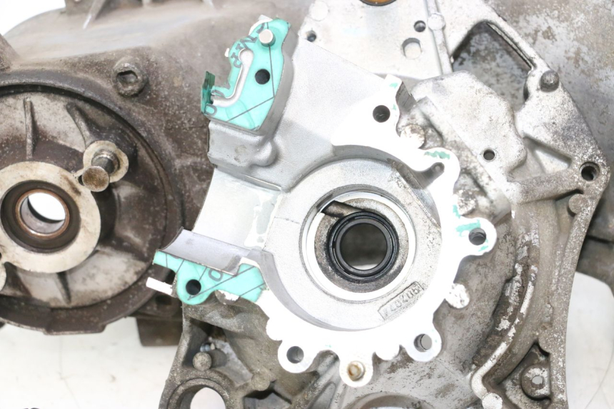 photo de CARCAÇA INFERIOR DO MOTOR PEUGEOT LUDIX ONE 14P 50 (2004 - 2013) - Zoom de qualidade