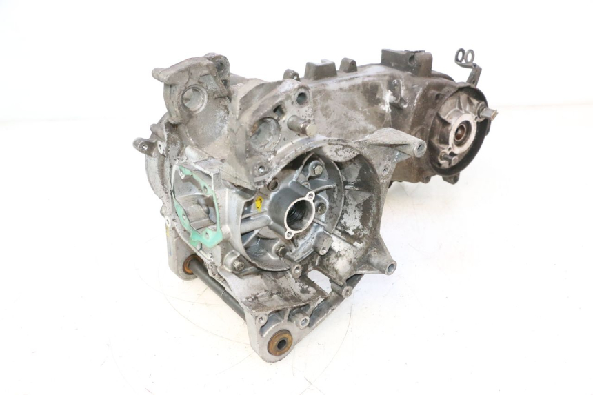 photo de CARCAÇA INFERIOR DO MOTOR PEUGEOT LUDIX ONE 14P 50 (2004 - 2013) - Outro ângulo de visão