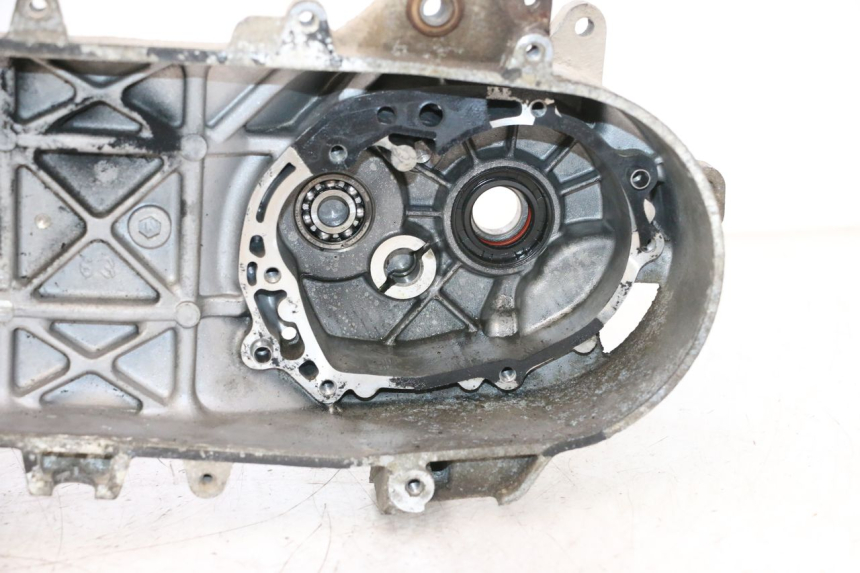 photo de CARTER INFERIOR DO MOTOR PEUGEOT LUDIX ONE 50 (2004 - 2013) - Inspeção visual