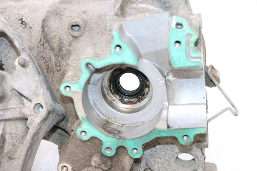 photo de CARTER INFERIOR DO MOTOR PEUGEOT LUDIX ONE 50 (2004 - 2013) - Zoom do estado de desgaste