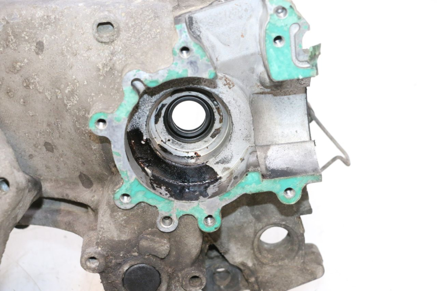 photo de CARTER INFERIOR DO MOTOR PEUGEOT LUDIX ONE 50 (2004 - 2013) - Zoom do estado de desgaste
