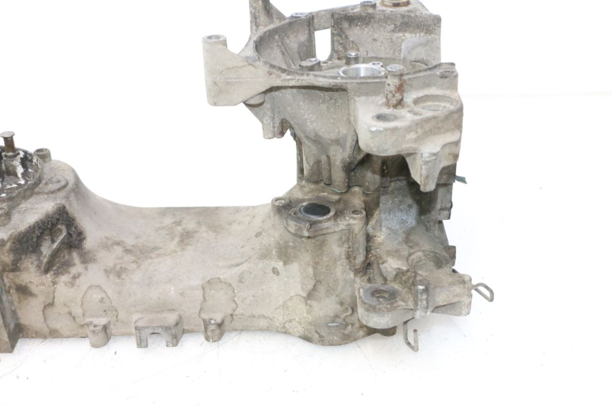 photo de CARTER INFERIOR DO MOTOR PEUGEOT LUDIX ONE 50 (2004 - 2013) - Pontos de fixação