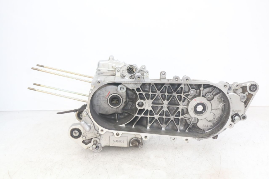 photo de CARTER INFERIOR DO MOTOR SYM MIO 50 (2011 - 2017) - Vista principal