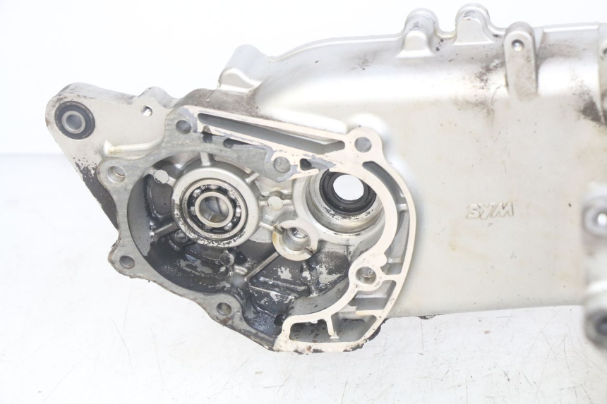 photo de CARTER INFERIOR DO MOTOR SYM MIO 50 (2011 - 2017) - Vista do produto
