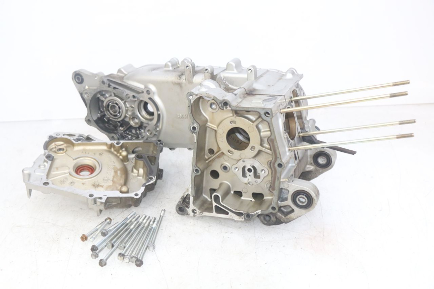 photo de CARTER INFERIOR DO MOTOR SYM MIO 50 (2011 - 2017) - Estrutura - ampliação