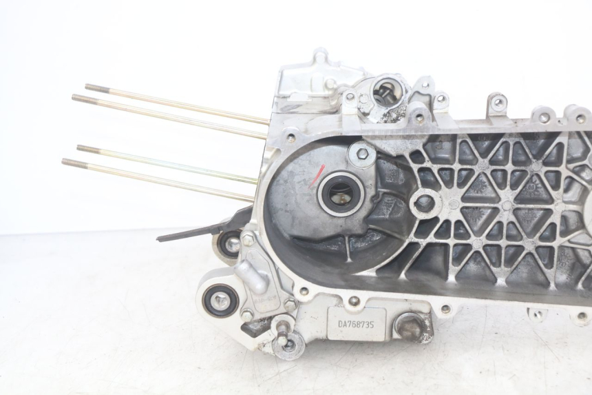 photo de CARTER INFERIOR DO MOTOR SYM MIO 50 (2011 - 2017) - Estado da superfície