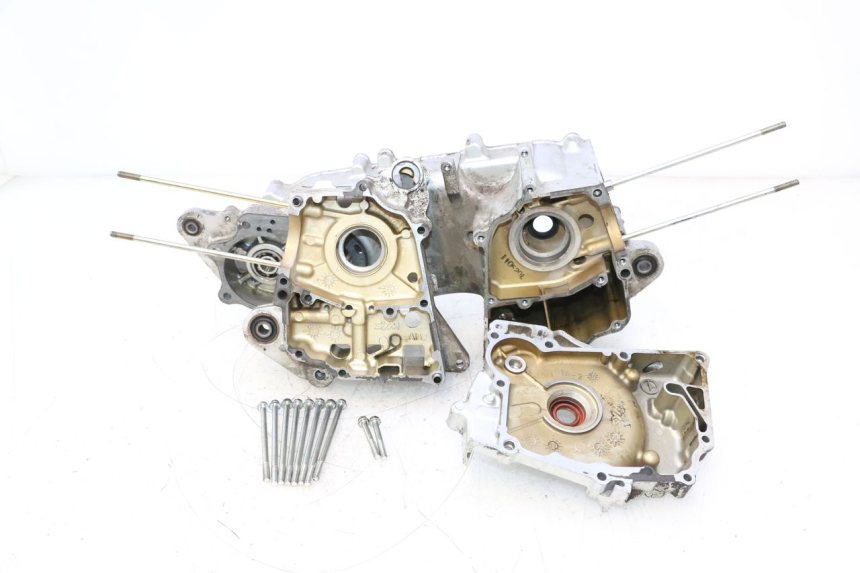 photo de CARCAÇA INFERIOR DO MOTOR SYM MIO 50 (2005 - 2010) - Detalhe da peça