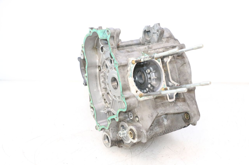 photo de CARTER INFERIOR DO MOTOR PIAGGIO MP3 LT 300 (2010 - 2016) - Pontos de fixação